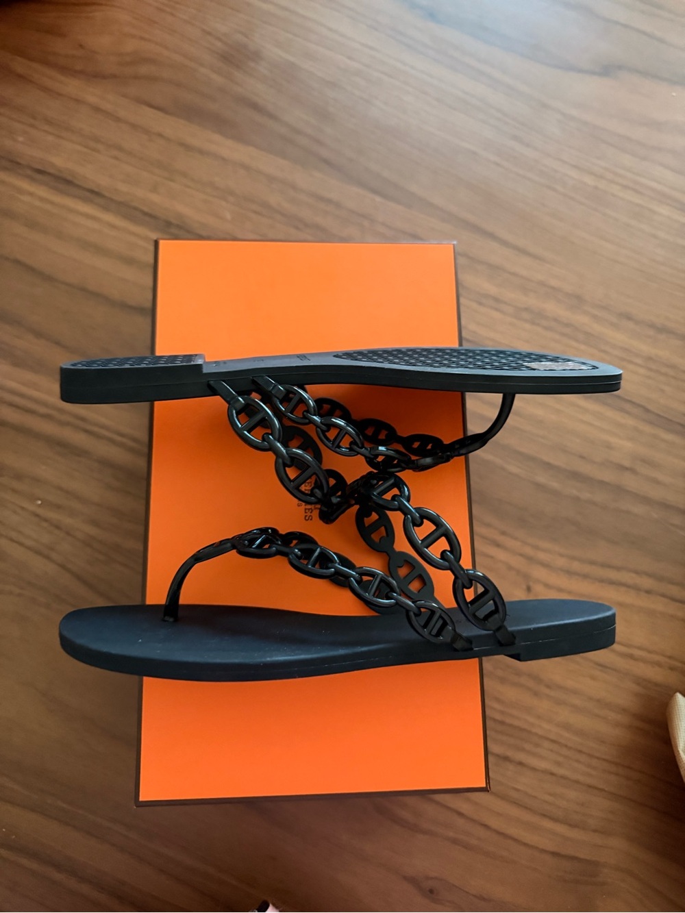 Hermes Island Thong Sandals - Picture 5 of 13